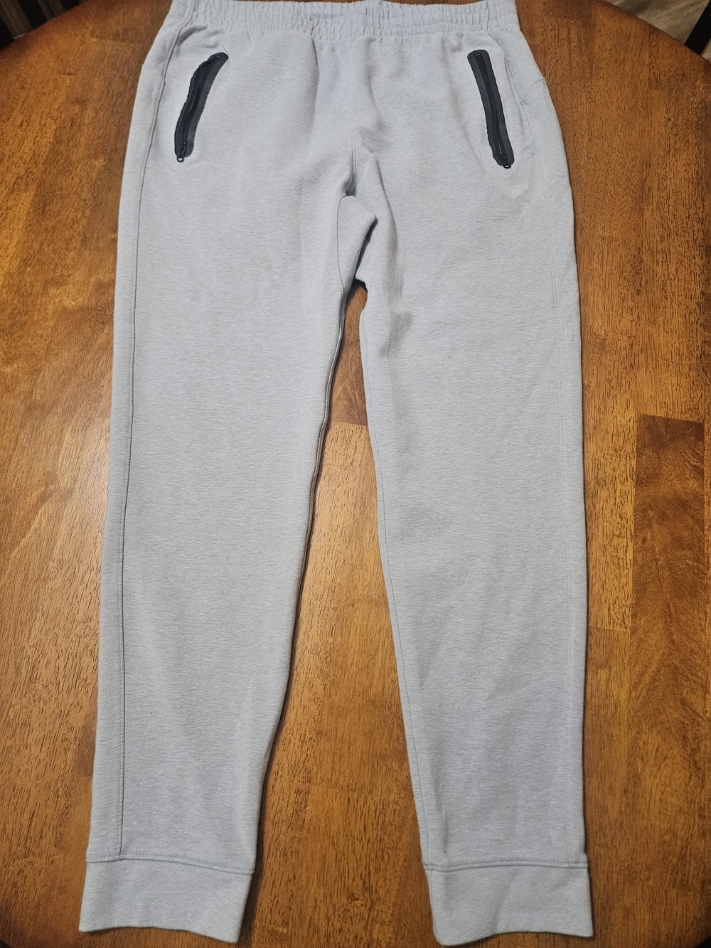 Old Navy Light Gray Men's Knit Jogger Sweatpants with Black Zip Pockets